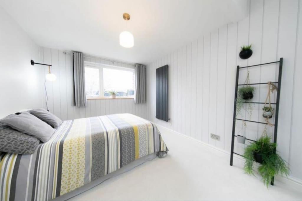 Recently Refurbished Home. Poulton-le-Fylde Luaran gambar