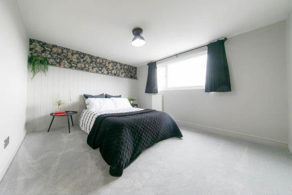 Recently Refurbished Home. Poulton-le-Fylde Luaran gambar