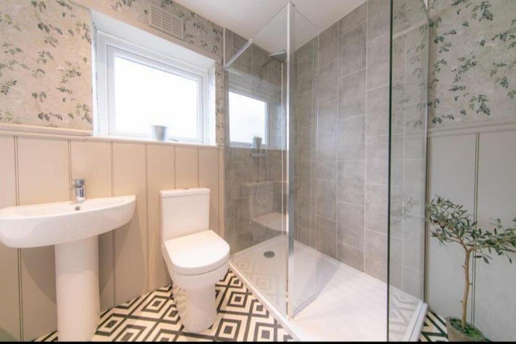 Recently Refurbished Home. Poulton-le-Fylde Luaran gambar