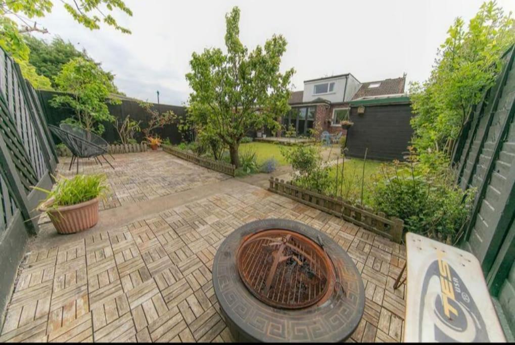 Recently Refurbished Home. Poulton-le-Fylde Luaran gambar